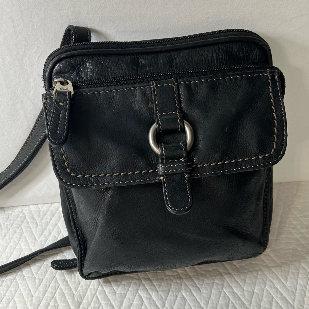 Fossil, black leather organizer, Crossbody‎ handbag, silver nickel hardware,